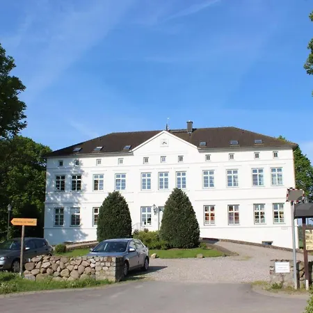 Herrenhaus App.14 Blengow